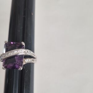 NATURAL AMETHYST Elegant Purple and Silver Women's Ring